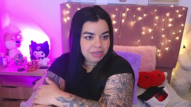 Czat XXX na żywo – MiahJoness