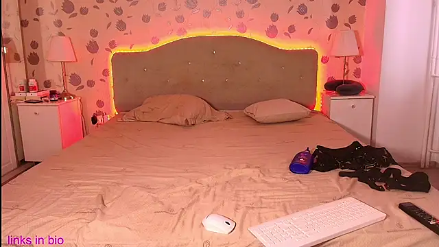 Вебкам-шоу sophiacherie