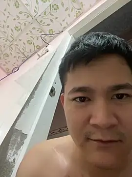 momne7799 网络视讯表演