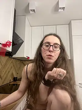 MartiniiSelenna's Live XXX Chat