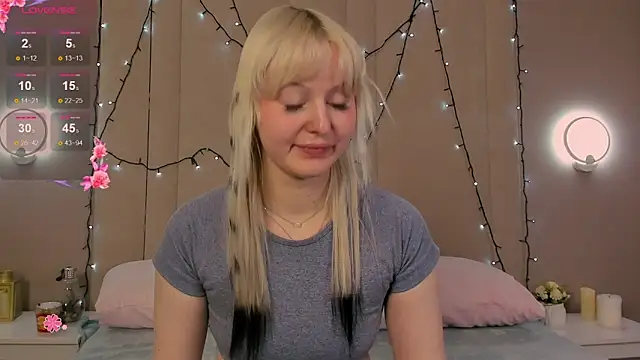 AdeleSilvy – Naživo XXX chat