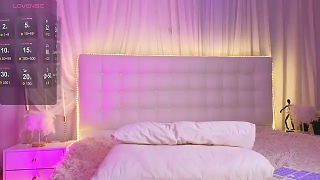 Monica_Leen live XXX chat