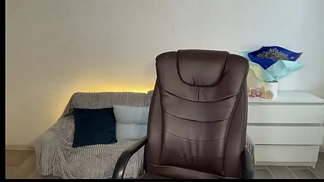 EvaMaddison Obrolan Langsung XXX