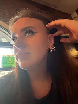 KiraSunshine: онлайн-секс-чат