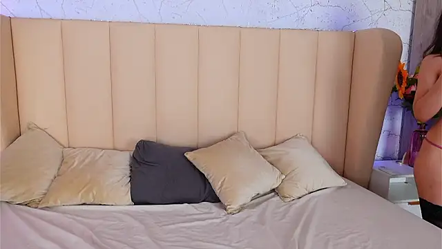 BambiRoses 现场XXX聊天