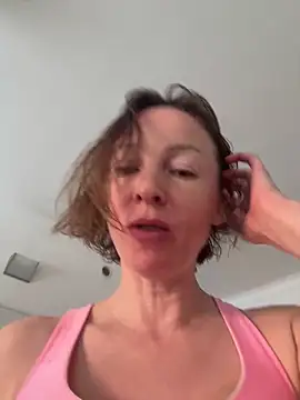 Chat XXX en directo de angelicfenix