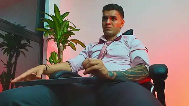 ALPHA_DOMINUS_'s Live XXX Chat