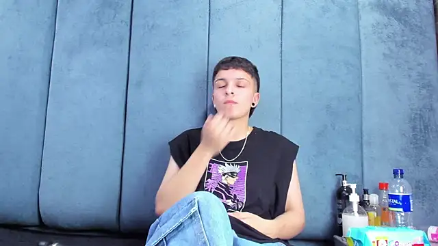 Chatroom XXX en direct de Megan_Thompson_