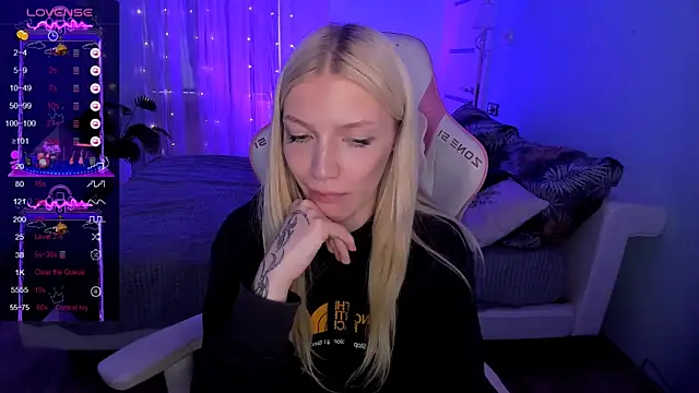 AnyaTaylor_ Live XXX-Chat