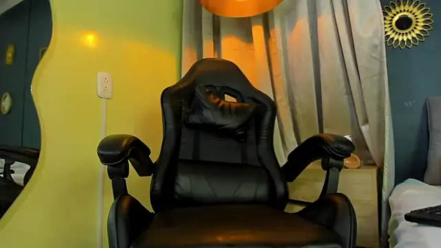 lia_sexx19 现场XXX聊天