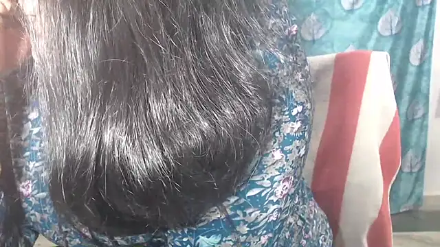 Sophia_your live XXX chat