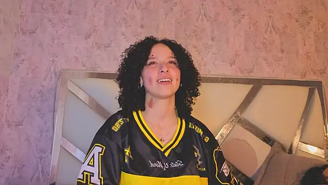 Benny_and_Mark's Live XXX Chat