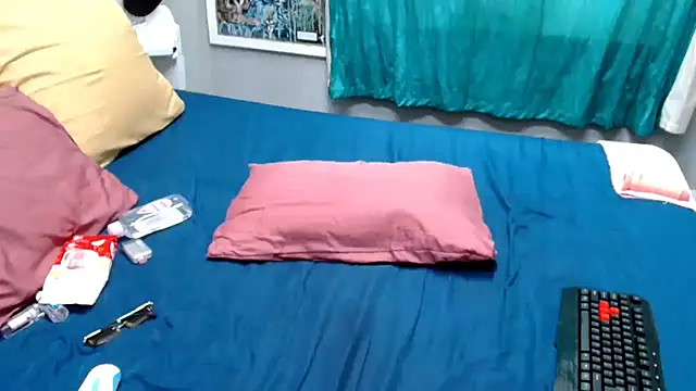 RoxyLuvxxx – Naživo XXX chat