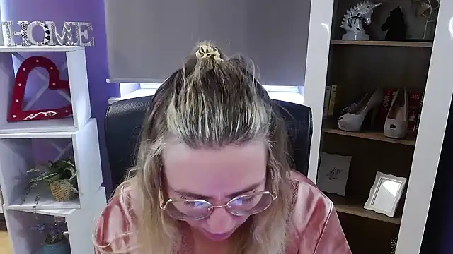 Zoey_Erotic 现场XXX聊天