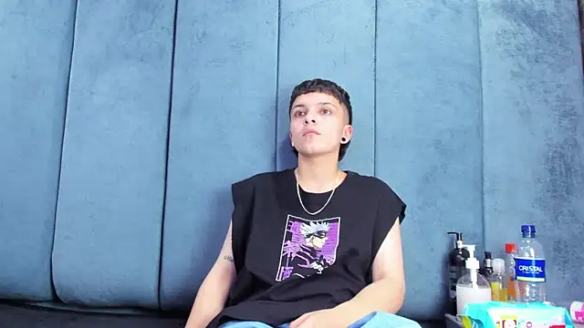 Chat +18 de Megan_Thompson_ ao vivo