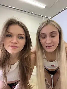 StreetSquirt's Live XXX Chat