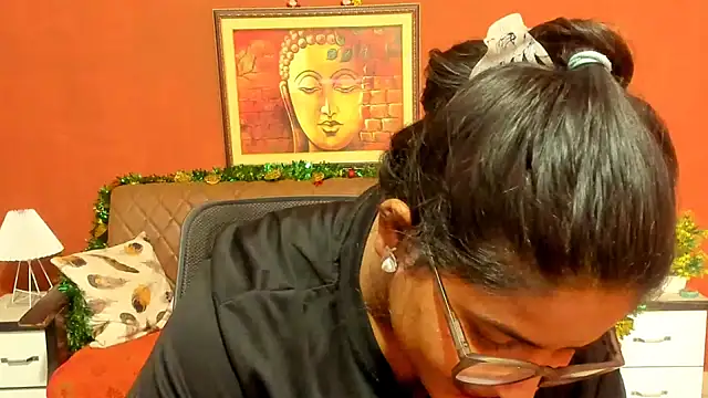 Jasmine_Jaey1 Adlı Modelin Canlı XXX Sohbeti