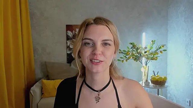 LunaFlinn Adlı Modelin Canlı XXX Sohbeti