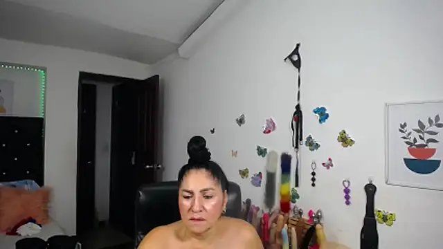 mature_bigboobs10 – Naživo XXX chat