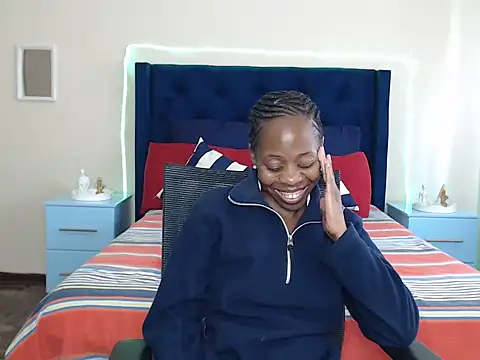 QUEENMANDYY's Webcam Show