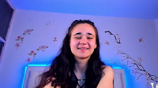 TinyBlairのライブXXXチャット