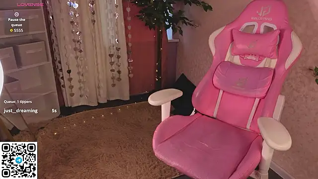 Lori_Bllossom – Naživo XXX chat