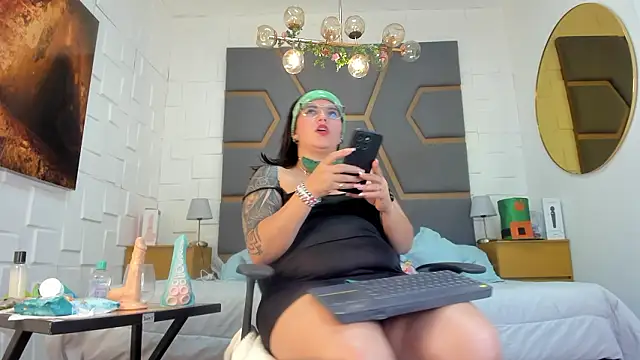 دردشة juana_valkiria الجنسية المباشرة