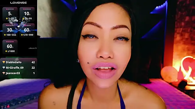 ElyaQuinnのライブXXXチャット