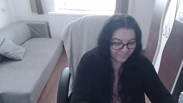 mayabbw50tits' Webcam Show