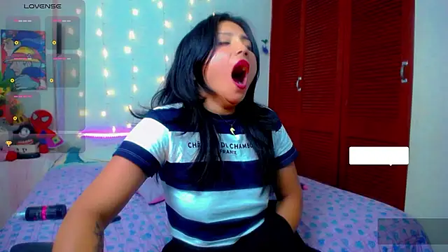 Chat +18 de akai_krazna ao vivo