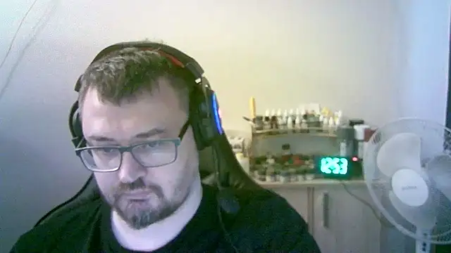 SirAbuser 即時 XXX 聊天