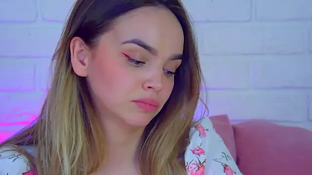 دردشة AnitaVenture الجنسية المباشرة