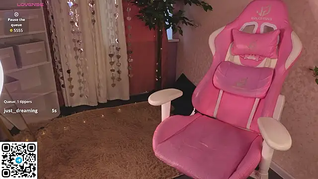 Lori_Bllossom's Live XXX Chat