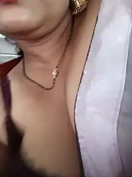 Nyra-23 网络视讯表演