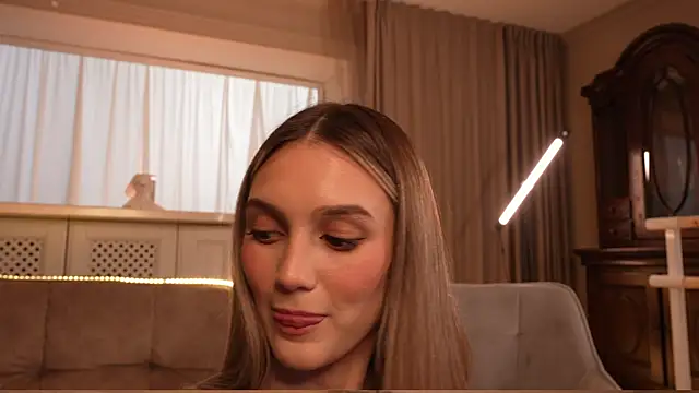 Онлайн чат XXX aurora_nude