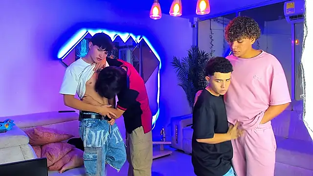 دردشة Houseofwarrios الجنسية المباشرة