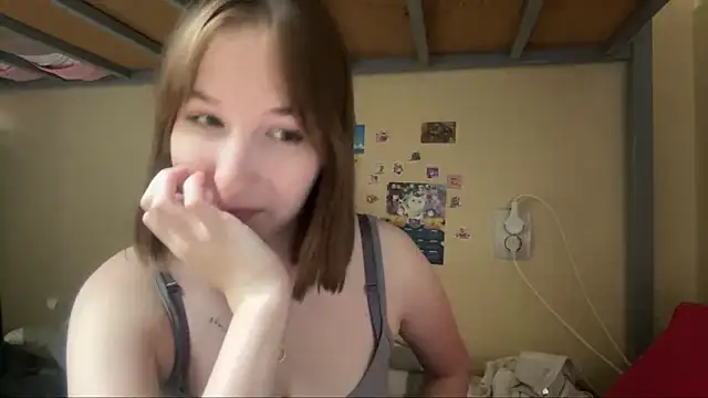 AquilineOrites – Live XXX-chat