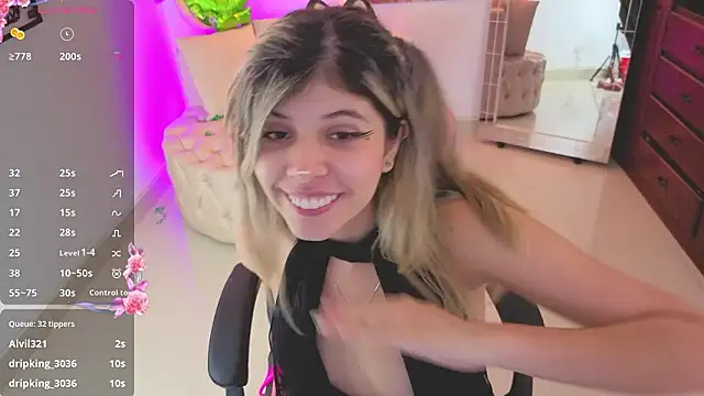 Chatroom XXX en direct de NATAASHA___