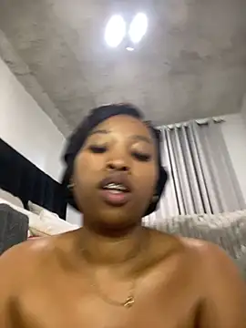 Czat XXX na żywo – Mercedes_555