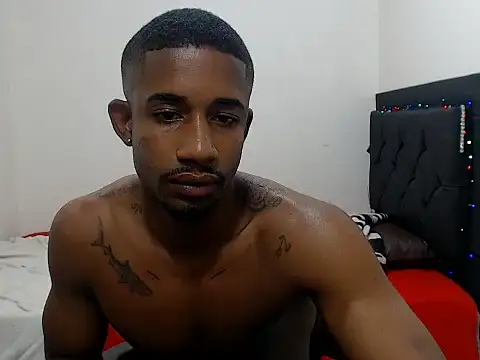 blackhorseet élő XXX-chatje