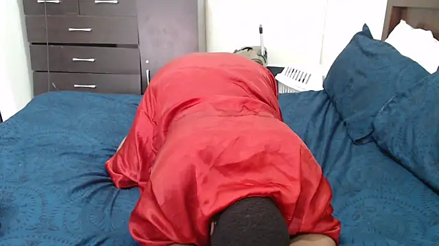 VoluptuousXX5's Live XXX Chat