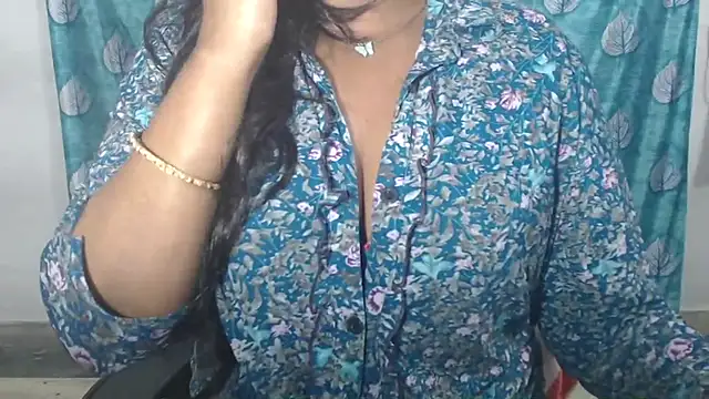 Sophia_your Chat XXX in diretta