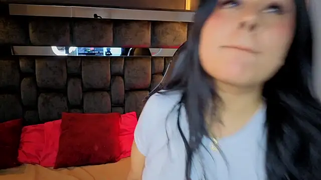 Aniajoness_ live XXX chat