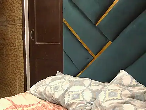 Czat XXX na żywo – GangbangCouple