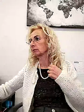 Chatroom XXX en direct de clarabell4