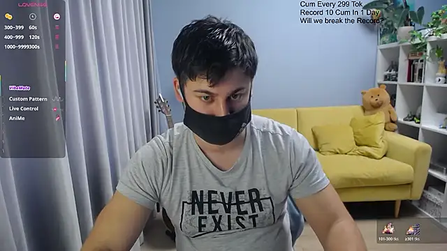 TomguysのライブXXXチャット