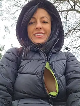 Risky_woman Chat XXX in diretta