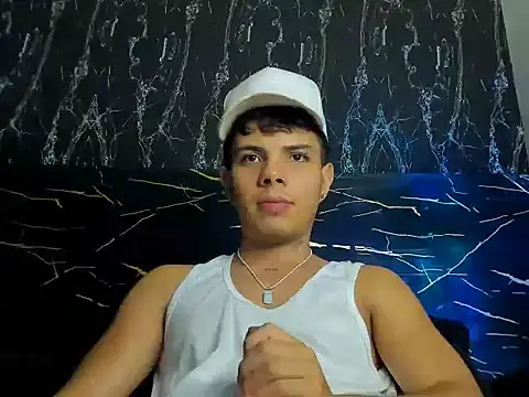 Alessandro_1610 Live XXX-Chat