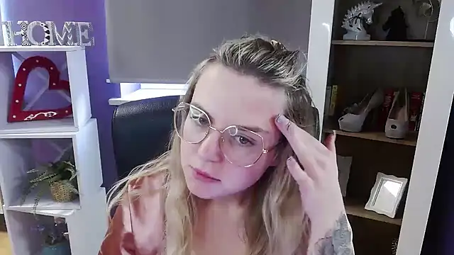 Zoey_Erotic Chat XXX in diretta