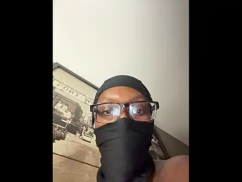 CinnaCakesss' Live XXX Chat